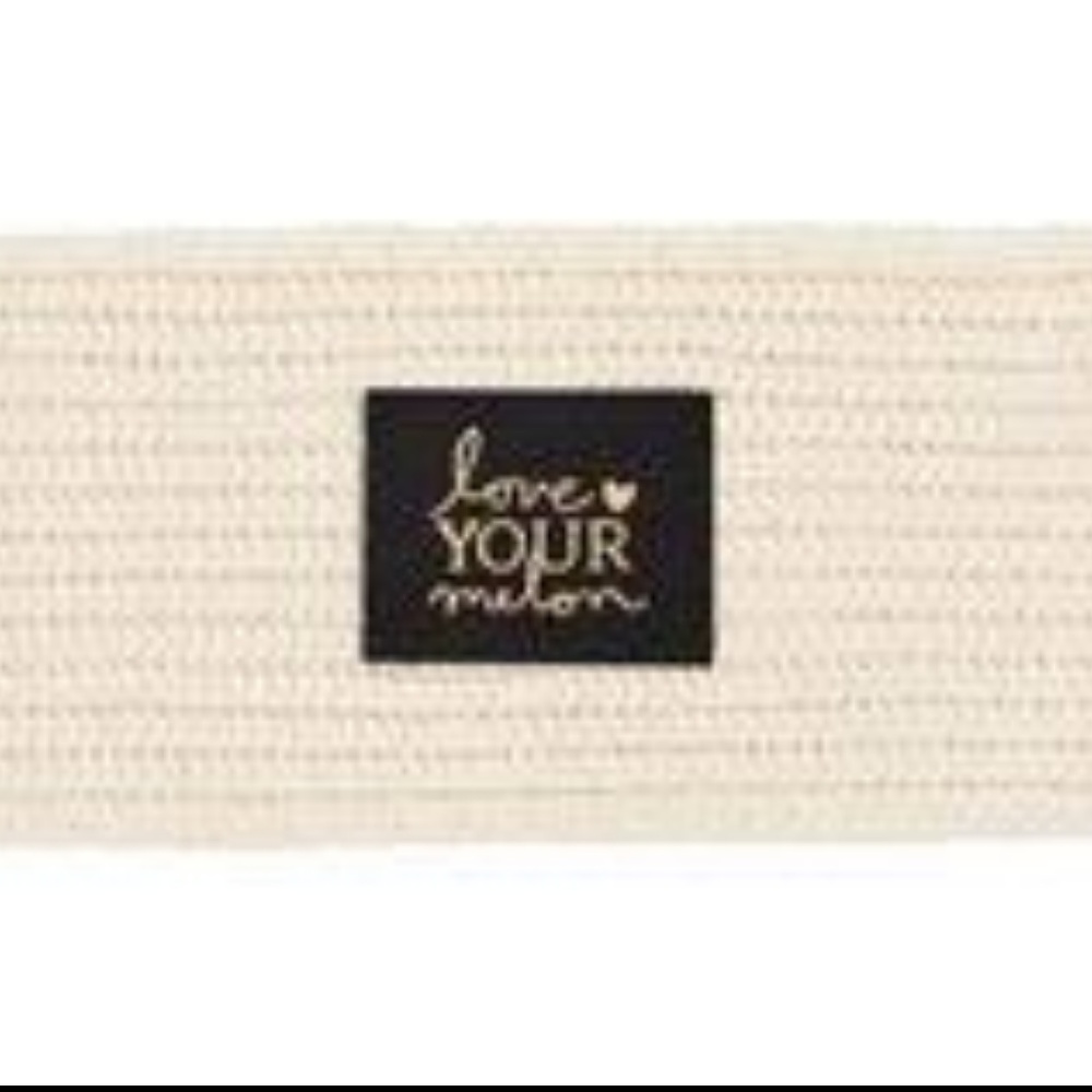 NWT NATURAL REFLECTIVE PATCH KNIT HEADBAND